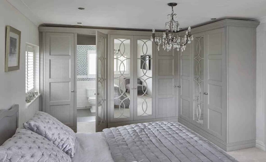 Bespoke Wardrobes Empire 034 empire-style fitted wardrobes with walk-through to bathroom
