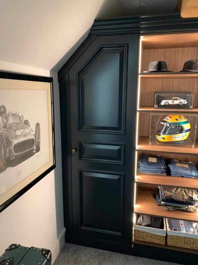 bespoke-wardrobes-tudor-011 Tudor dressing room wardrobe with door closed