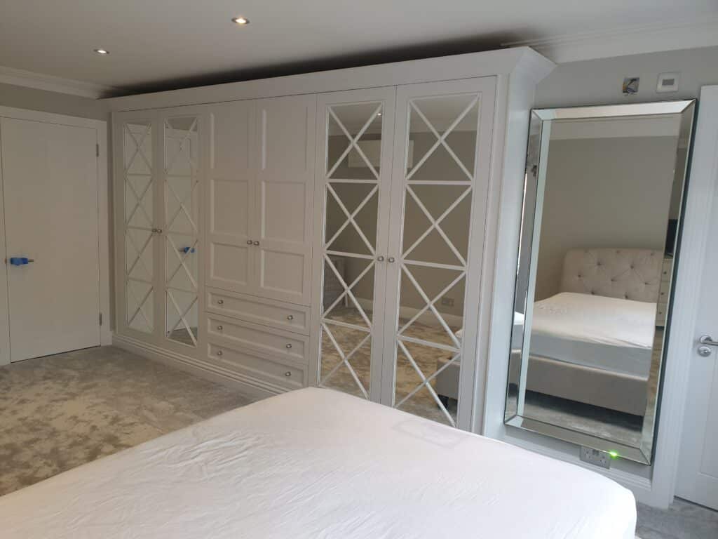 20200702_163049 Richmond fitted wardrobes in bedroom in white