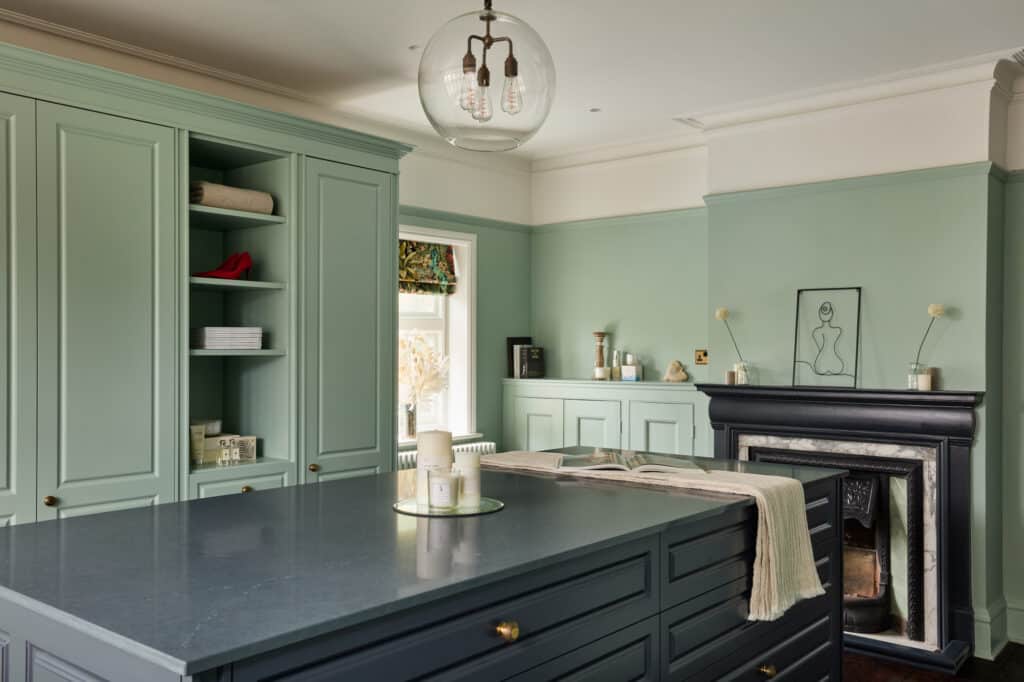 Tunbridge Wells - Emma 22 Jubilee fitted wardrobes with island in light green