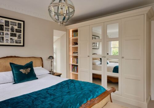 Heritage Wardrobe - Kings Rd 17 Fitted mirrored wardrobe with LED lighting