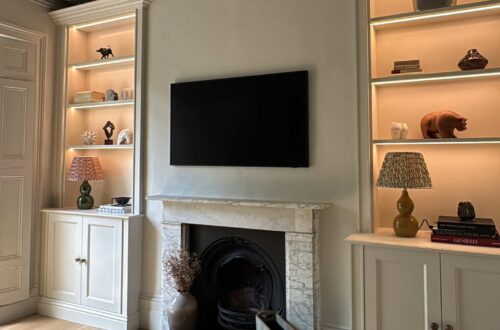 cs-islington-3 Built-in bookcases in alcove.